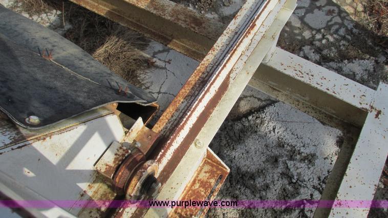 image for item I3162 Terex Cedar Rapids TSH5163-26 triple deck vibrating flat screen