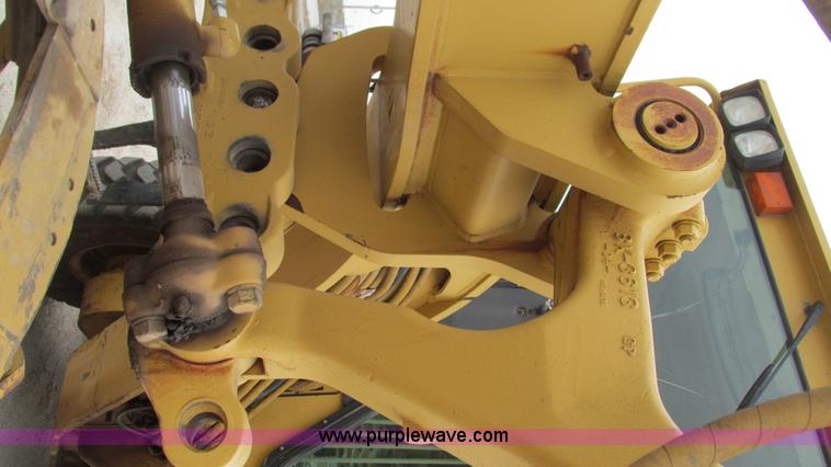 image for item I3167 1995 Caterpillar 12H motor grader