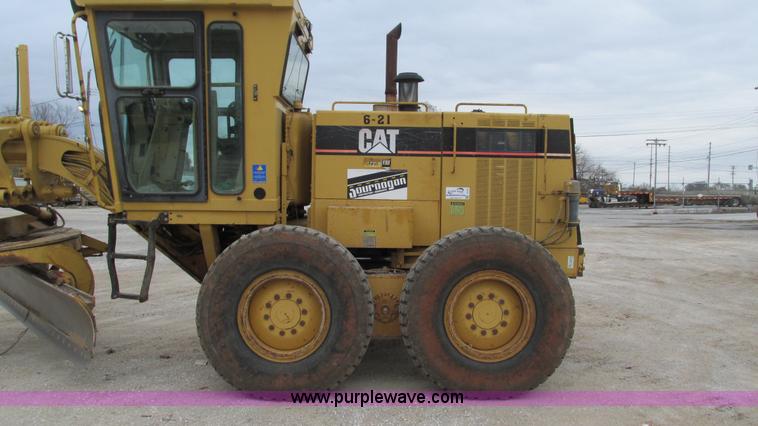 image for item I3167 1995 Caterpillar 12H motor grader