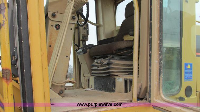 image for item I3167 1995 Caterpillar 12H motor grader