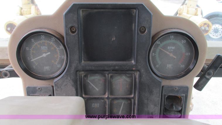 image for item I3167 1995 Caterpillar 12H motor grader