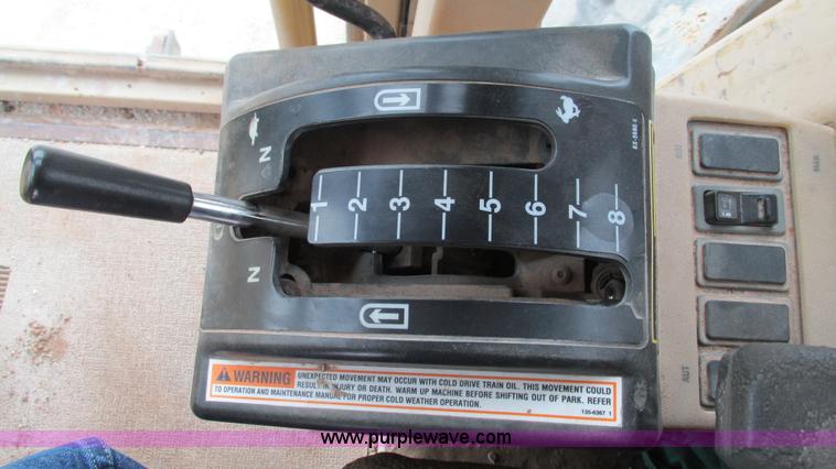 image for item I3167 1995 Caterpillar 12H motor grader