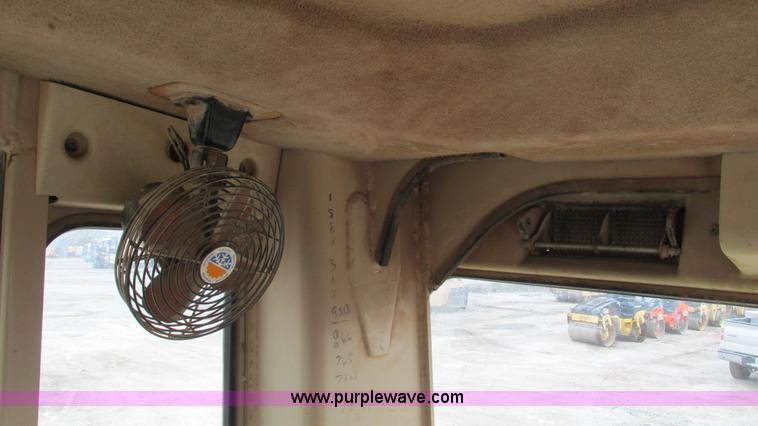 image for item I3167 1995 Caterpillar 12H motor grader