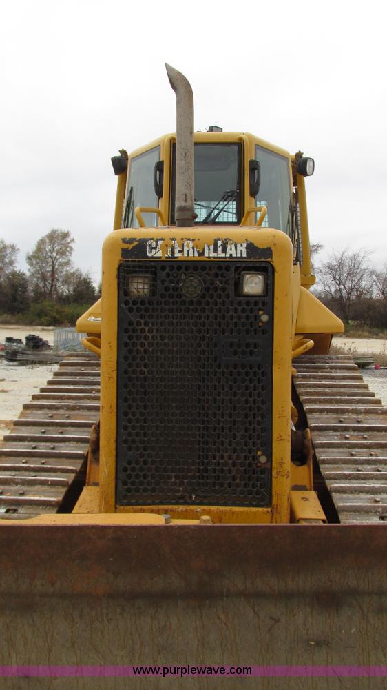 image for item I3168 2004 Caterpillar D5N XL dozer