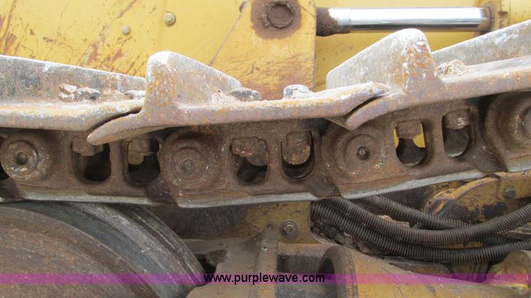 image for item I3168 2004 Caterpillar D5N XL dozer