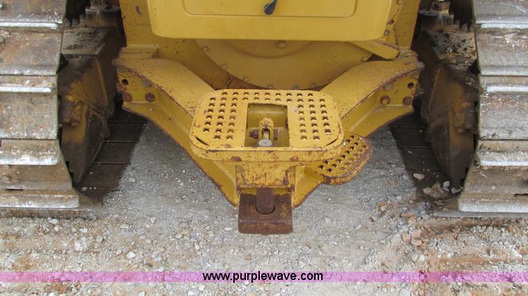 image for item I3168 2004 Caterpillar D5N XL dozer