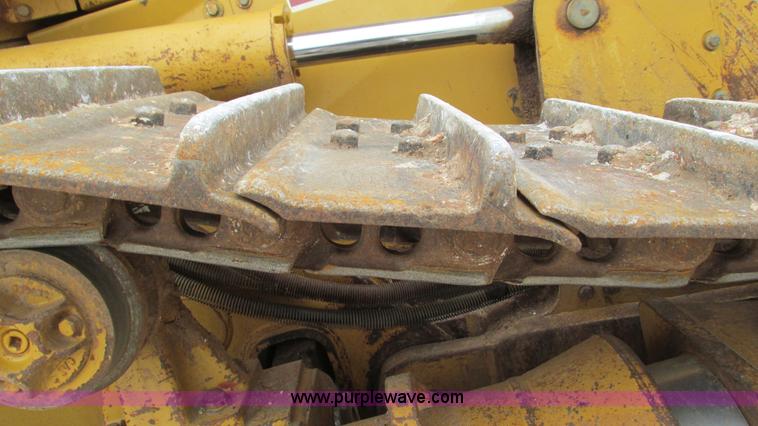 image for item I3168 2004 Caterpillar D5N XL dozer