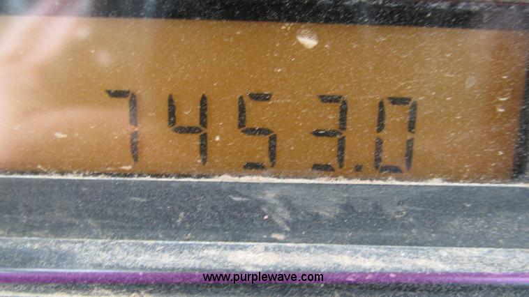 image for item I3168 2004 Caterpillar D5N XL dozer