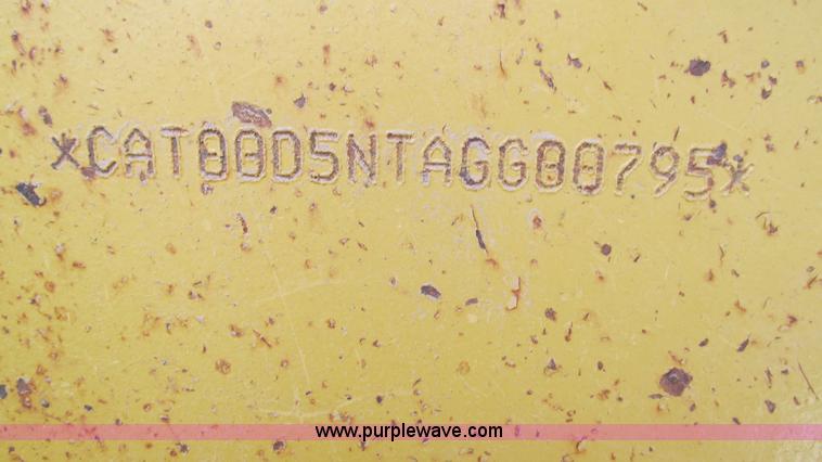 image for item I3168 2004 Caterpillar D5N XL dozer