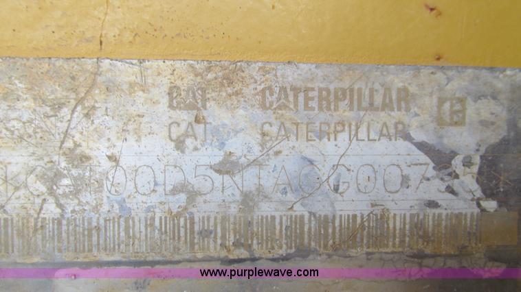 image for item I3168 2004 Caterpillar D5N XL dozer