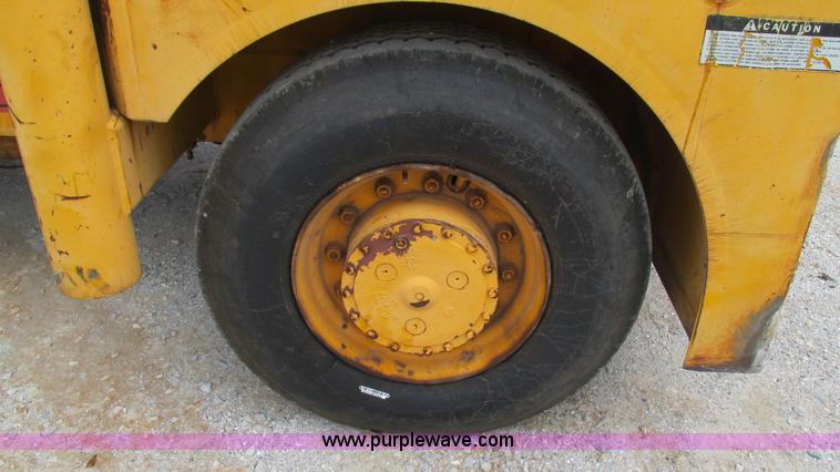 image for item I3169 1989 Blaw-Knox RW-195D road widener