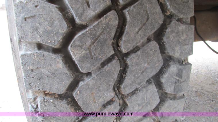 image for item I3169 1989 Blaw-Knox RW-195D road widener