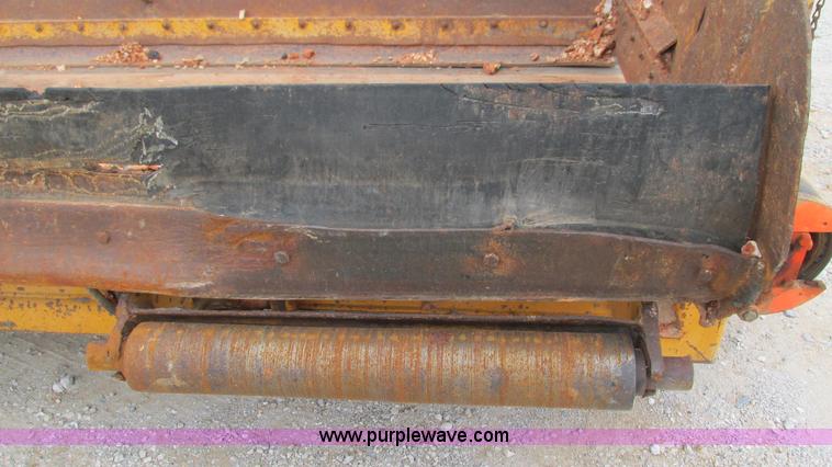 image for item I3169 1989 Blaw-Knox RW-195D road widener