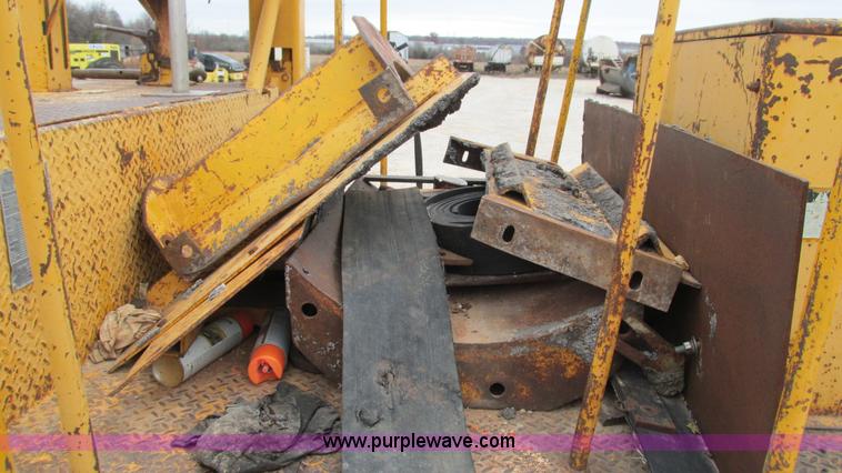 image for item I3169 1989 Blaw-Knox RW-195D road widener