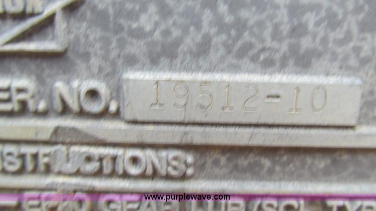 image for item I3169 1989 Blaw-Knox RW-195D road widener