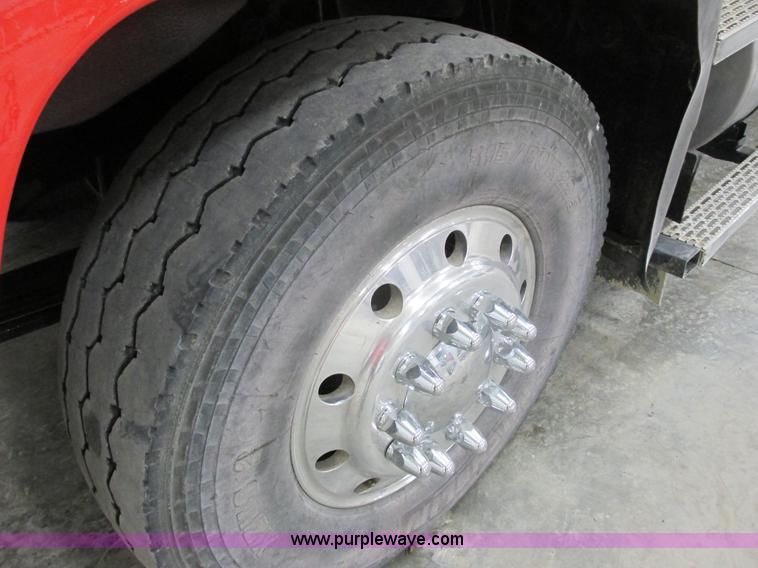 image for item I3818 1990 Mack CH613 dump truck