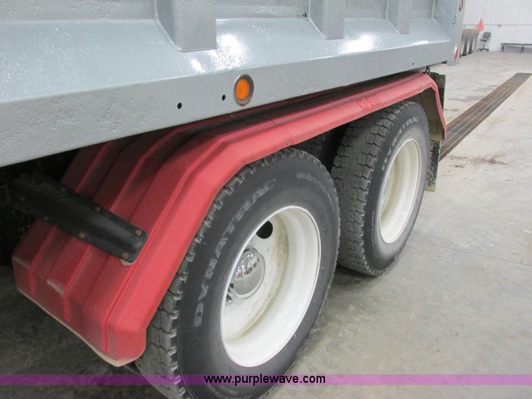 image for item I3818 1990 Mack CH613 dump truck