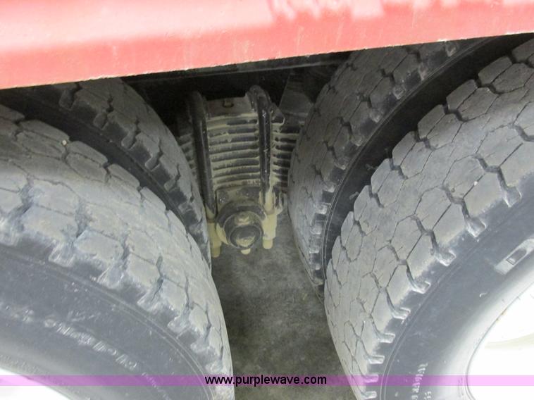 image for item I3818 1990 Mack CH613 dump truck