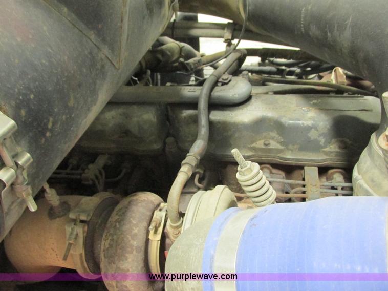 image for item I3818 1990 Mack CH613 dump truck