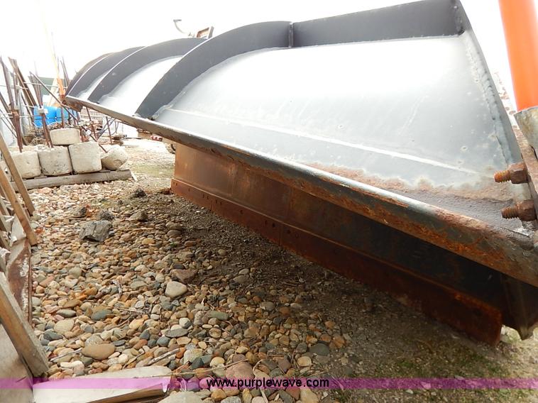 image for item I5239 Henke snow plow