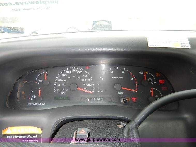 image for item I5242 2002 Ford F550 Super Duty XL bucket truck