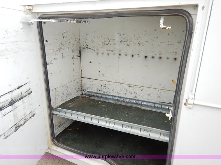 image for item I5242 2002 Ford F550 Super Duty XL bucket truck