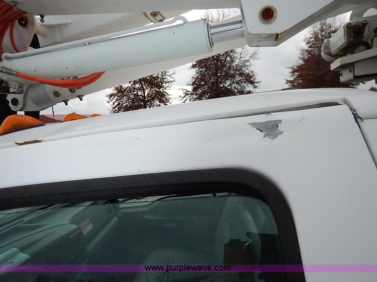 image for item I5242 2002 Ford F550 Super Duty XL bucket truck