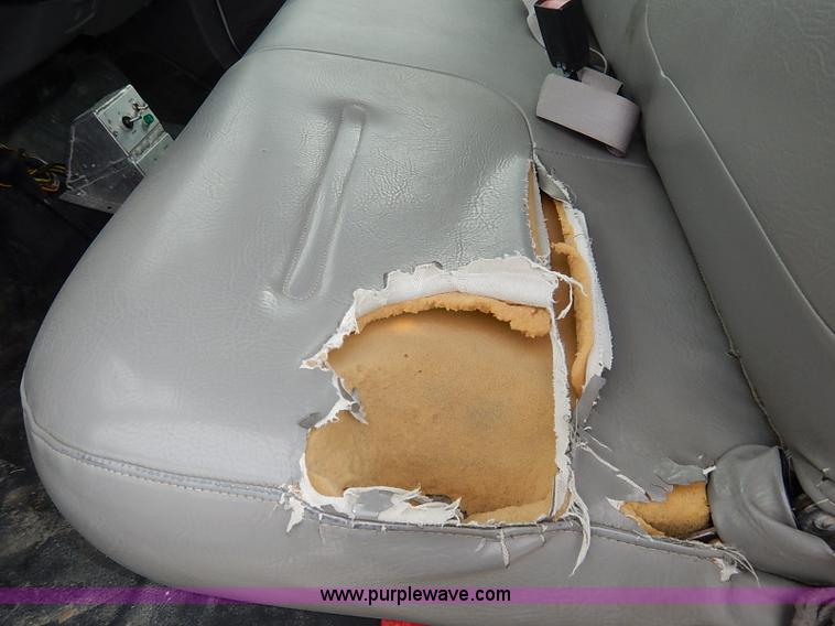 image for item I5243 2001 Ford F550 Super Duty XL bucket truck