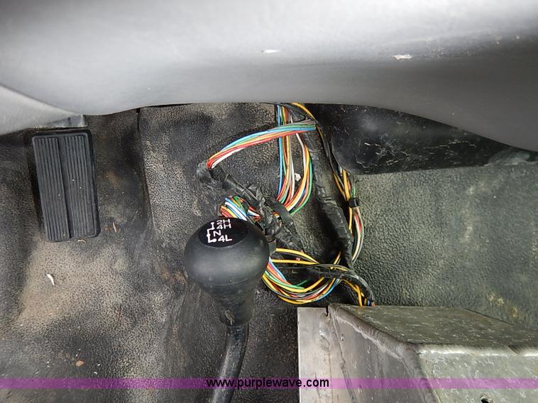 image for item I5243 2001 Ford F550 Super Duty XL bucket truck