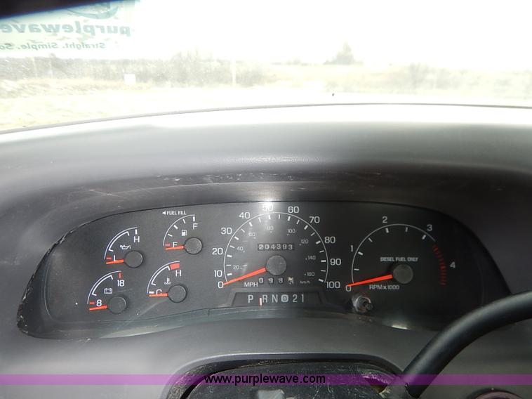 image for item I5243 2001 Ford F550 Super Duty XL bucket truck