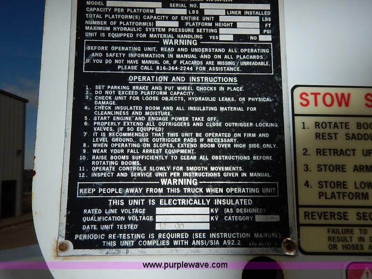 image for item I5243 2001 Ford F550 Super Duty XL bucket truck