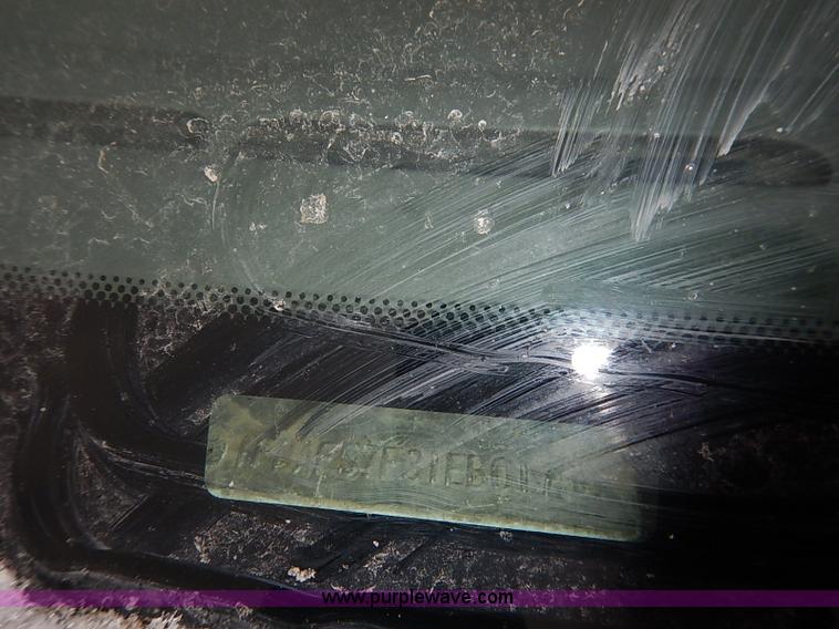 image for item I5243 2001 Ford F550 Super Duty XL bucket truck