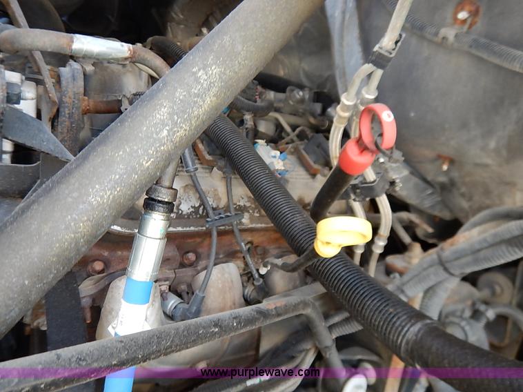 image for item I5261 2006 Chevrolet C6500 bucket truck