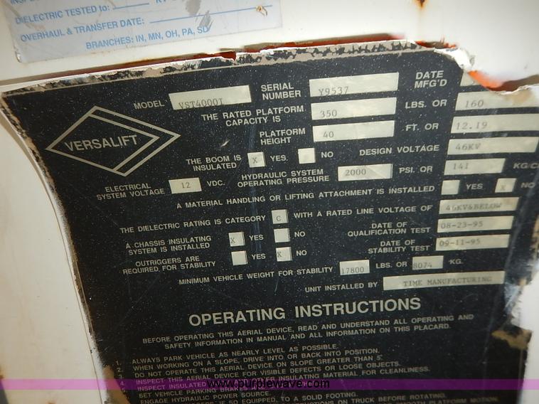 image for item I5261 2006 Chevrolet C6500 bucket truck