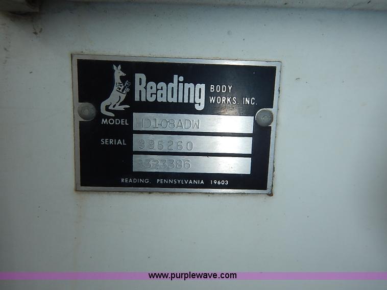 image for item I5270 1997 International 4700 service truck