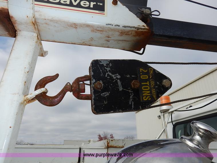 image for item I5270 1997 International 4700 service truck