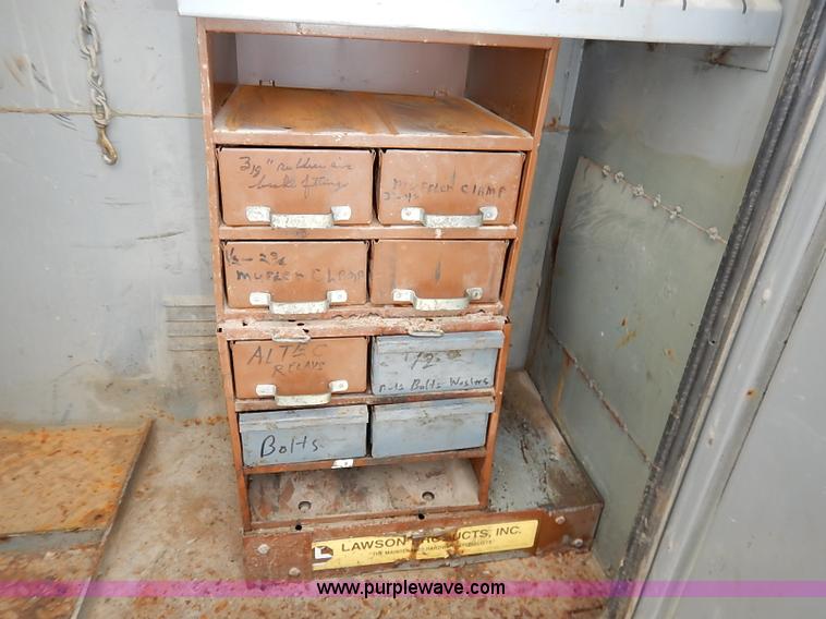 image for item I5270 1997 International 4700 service truck