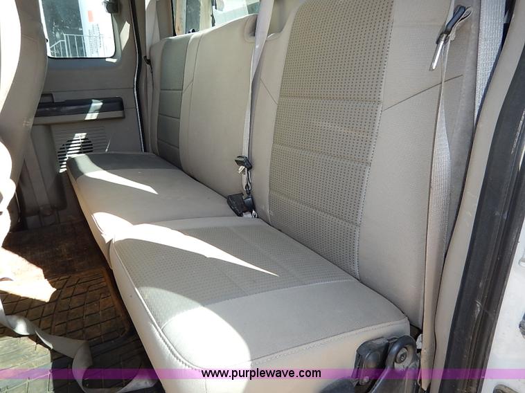 image for item I5314 2008 Ford F450 Super Duty XLT flatbed truck