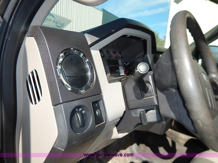 image for item I5314 2008 Ford F450 Super Duty XLT flatbed truck