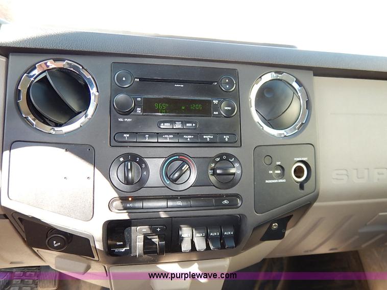 image for item I5314 2008 Ford F450 Super Duty XLT flatbed truck