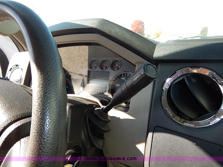 image for item I5314 2008 Ford F450 Super Duty XLT flatbed truck