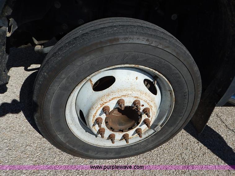 image for item I5314 2008 Ford F450 Super Duty XLT flatbed truck