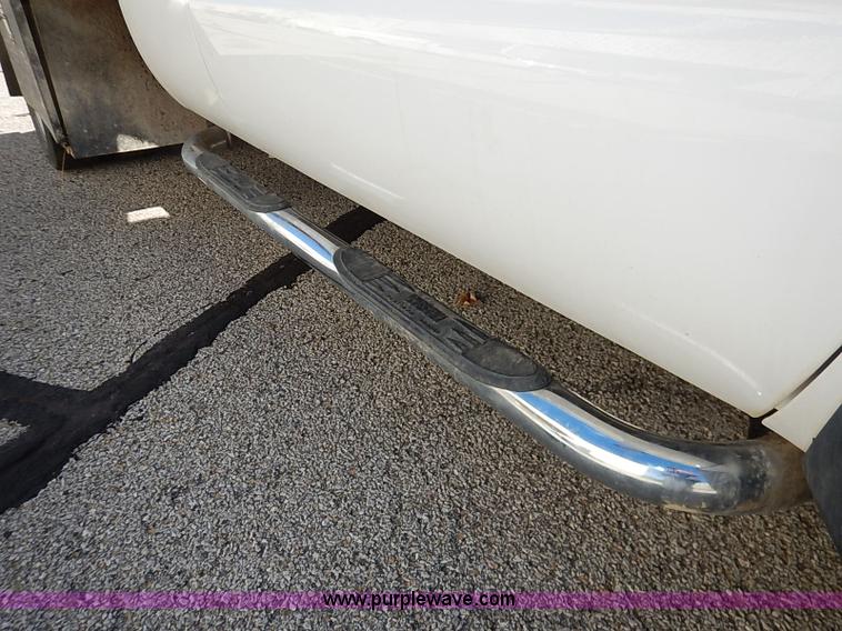 image for item I5314 2008 Ford F450 Super Duty XLT flatbed truck