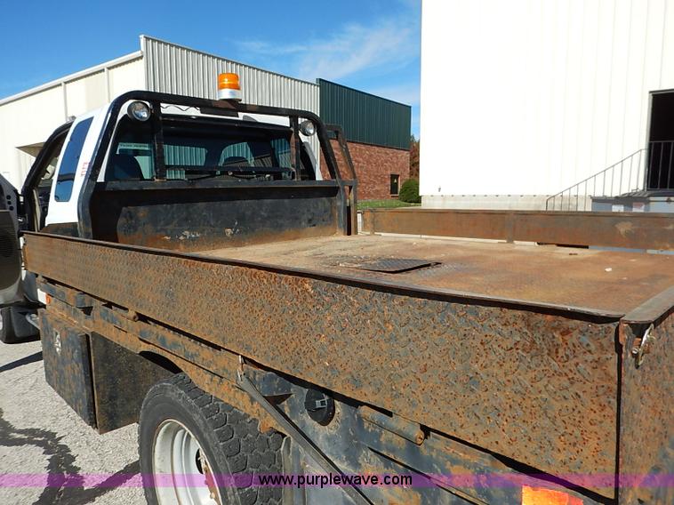 image for item I5314 2008 Ford F450 Super Duty XLT flatbed truck