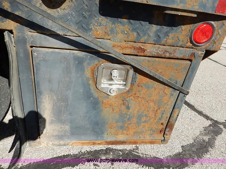 image for item I5314 2008 Ford F450 Super Duty XLT flatbed truck