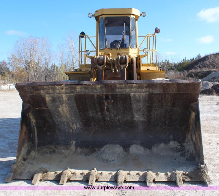 image for item I5923 1983 Caterpillar 980C wheel loader