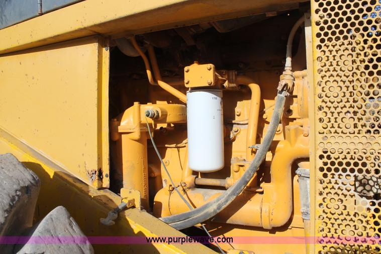 image for item I5923 1983 Caterpillar 980C wheel loader