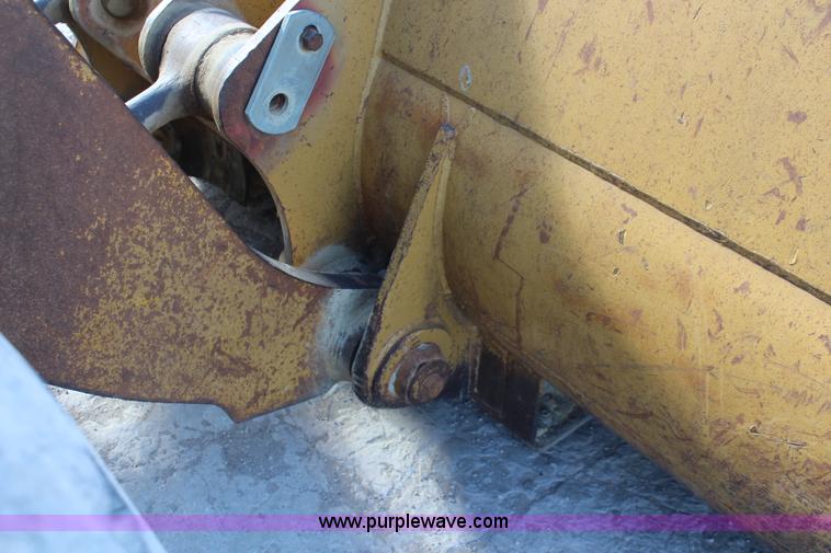 image for item I5923 1983 Caterpillar 980C wheel loader