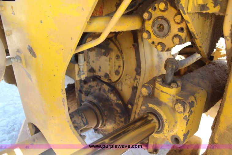 image for item I5923 1983 Caterpillar 980C wheel loader