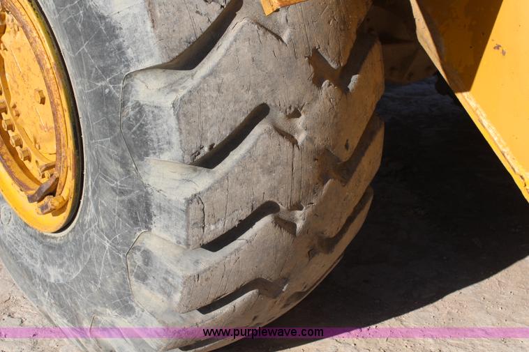 image for item I5923 1983 Caterpillar 980C wheel loader